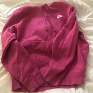 pink nike sweatshirt/hoodie